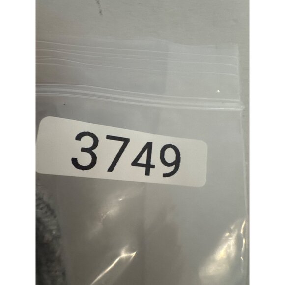 Vince Camuto Womens Sweater Sz XL Gray/Red Heart Valentines Cozy Comfy Femme - Picture 9 of 10